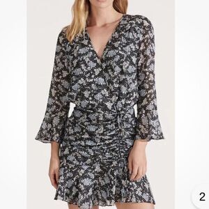 NWT Veronica Beard Sean V-Neck Ruched
Silk Mini Dress size 6-E4